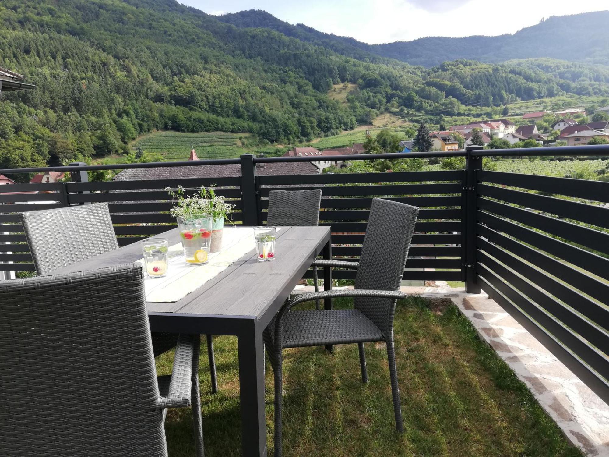 Ferienhaus Johanna Spitz an der Donau Bagian luar foto